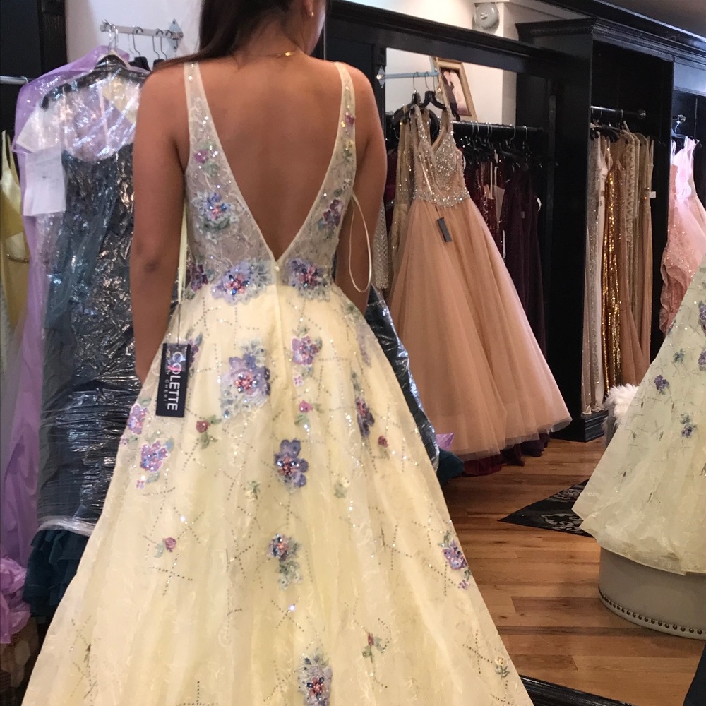 Prom dress